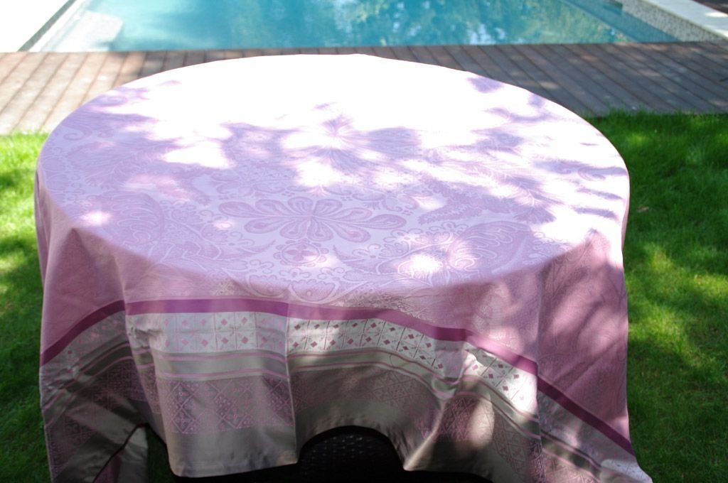 Isaphire - Nappe Quartz rose confection coin capuchon, rectangle 100% Coton