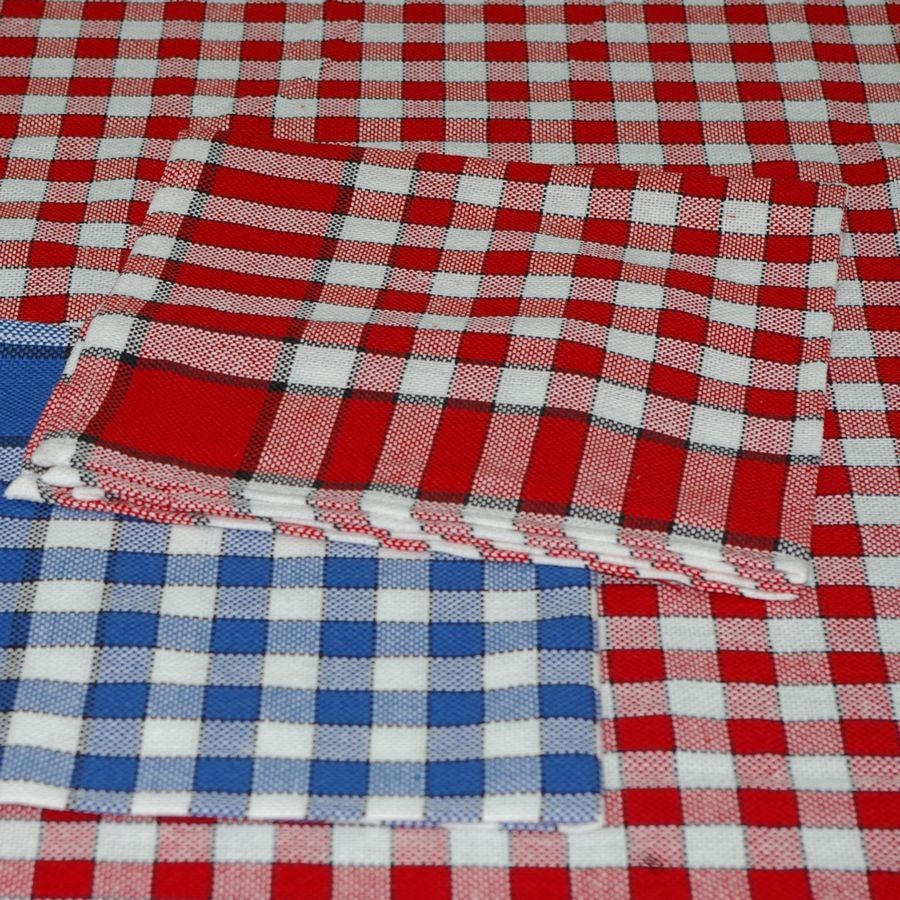 Carreaux normands - Nappe carreaux blancs et rouges, carrée