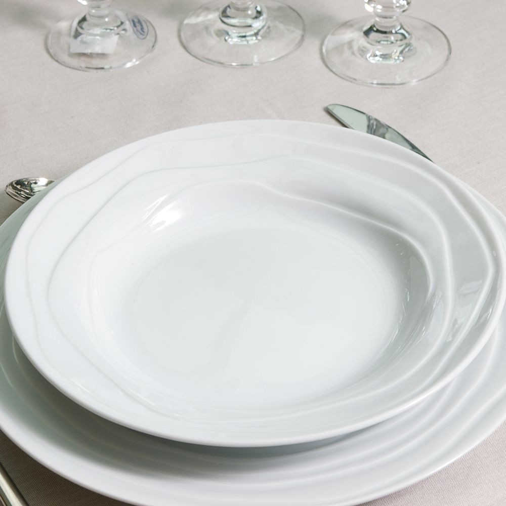 Assiette De Table Blanche